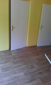 zobafestő Zuglóban Budapesten SZOBAFESTÉS MÁZOLÁS TAPÉTÁZÁS LAMINÁLT PARKETTA LERAKÁS